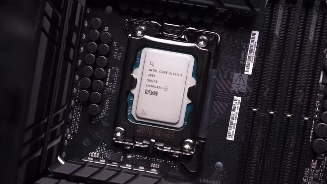 Intel Core Ultra 9 285K versus Intel Core i9 14900K : 45 jeux test�s !!!
