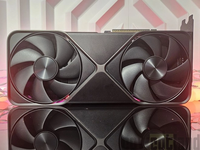 Venez lire, tout � l'heure, notre INCROYABLE test de la GeForce RTX 5090 FE