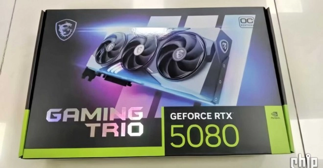 La carte graphique MSI RTX 5080 GAMING Trio montre sa boite !
