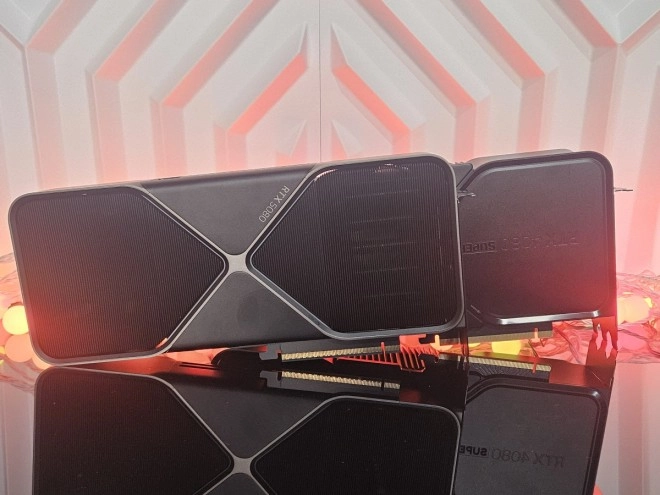 Bataille pour le DLSS 4 : RTX 5080 versus RTX 4080 SUPER