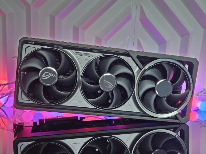 ASUS est d�cid� � faire taire ses RTX 5080 et 5090 ASTRAL !