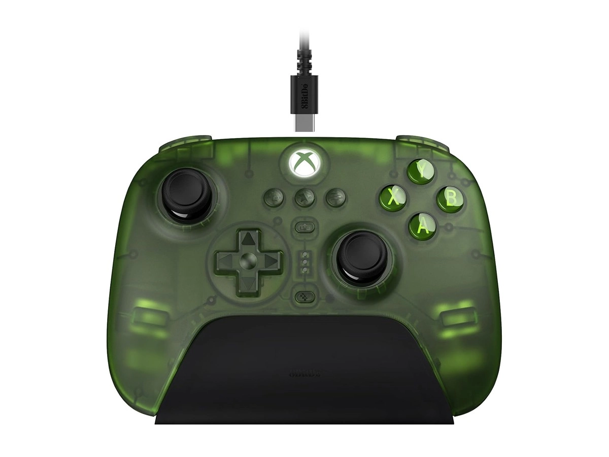 8BitDo remet en avant la manette Ultimate pour Xbox avec une version vintage