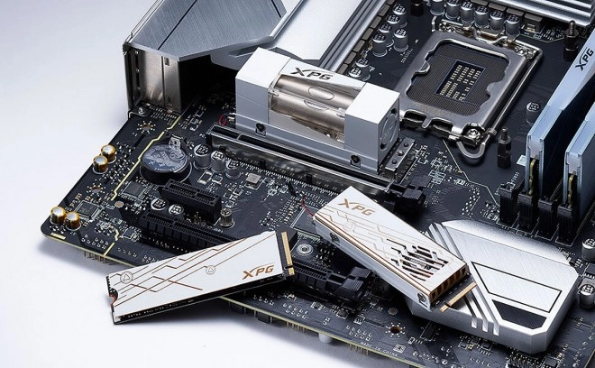 Veronica, ADATA XPG lance le SSD MARS 980