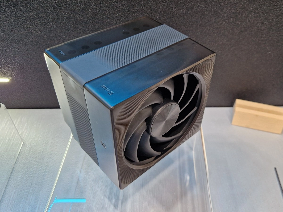 Computex 2025 : deux formats dual tower chez FSP, avec du petit et du gros