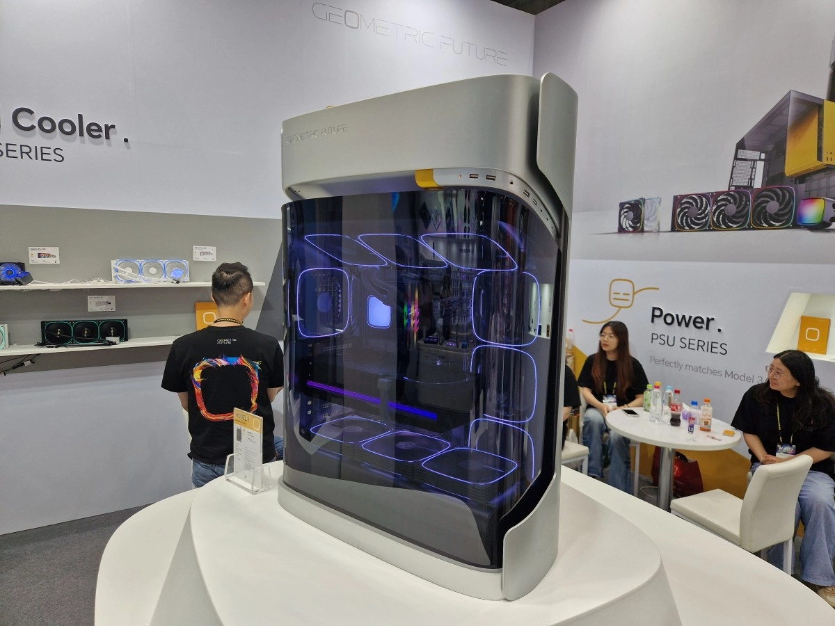 Computex 2025 : Geometric Future Model 9, �norme !