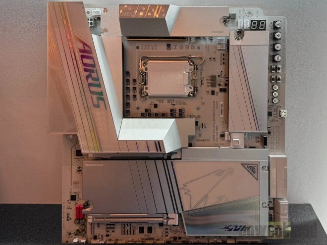 Computex 2025 : trois nouvelles cartes m�res chez Gigabyte, dont une compatible CAMM2