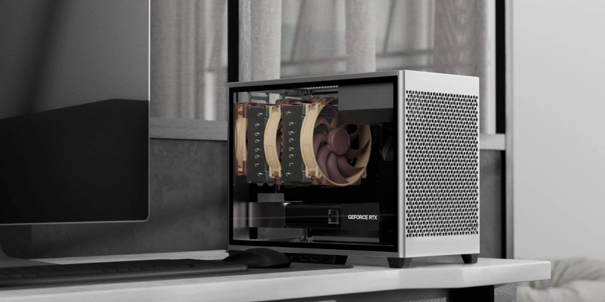 NCASE M3, un compatibilit� maximale dans un format compact