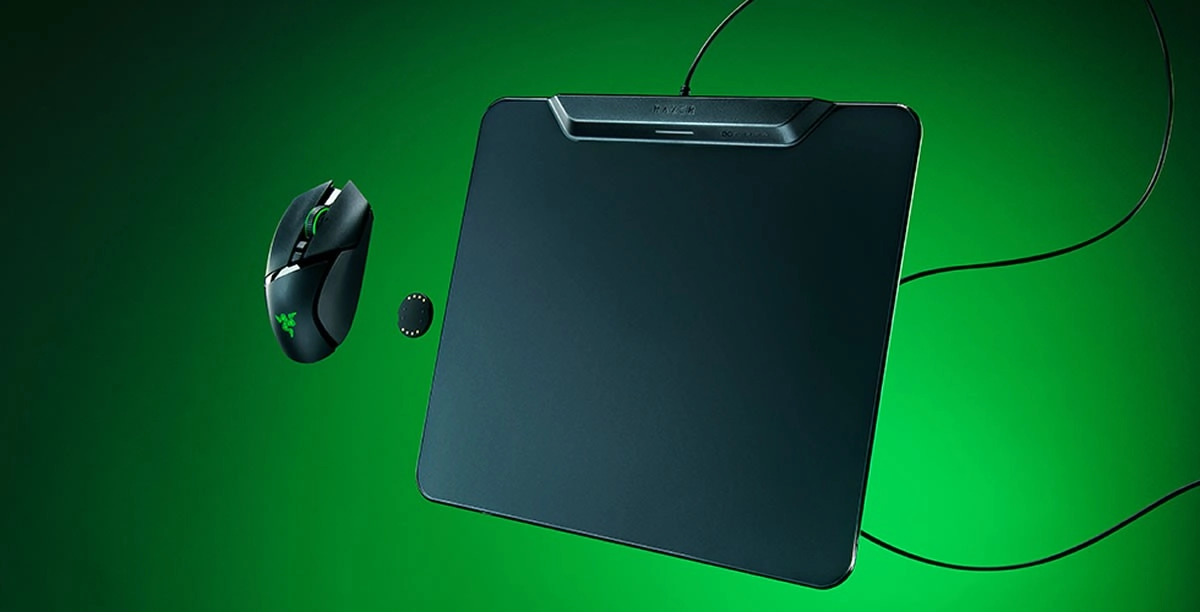Razer HyperFlux V2, un tapis pour recharger sa souris en jouant