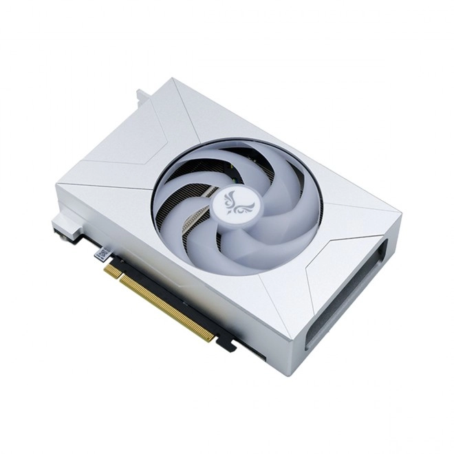 ZEPHYR d�voile sa RTX 5060 Ti 16G SAKURA SNOW X : un vent de fraicheur en pleine canicule !
