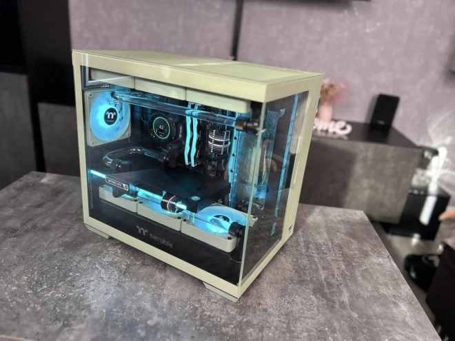 Les montages du dimanche, Saison 2 :  Black Matcha Green Build par B_Buildz