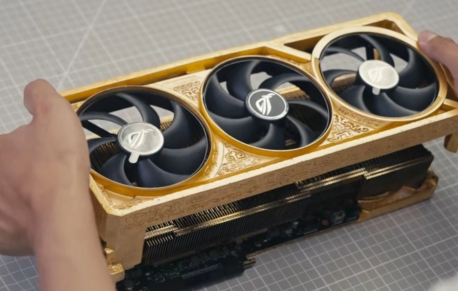 ASUS d�voile une RTX 5090 en or massif de 5 kg � 500 000 dollars !!!