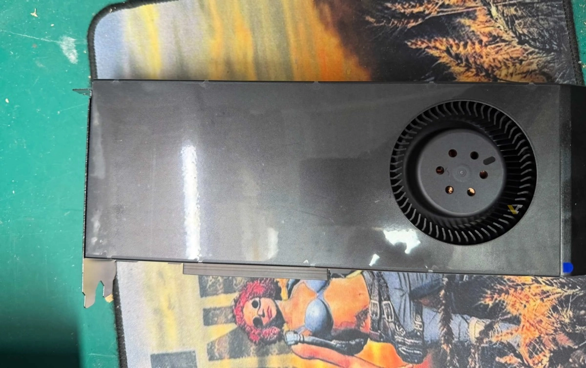 Eh oui, il est maintenant possible de s'offrir une GeForce RTX 4080 Super 32 Go