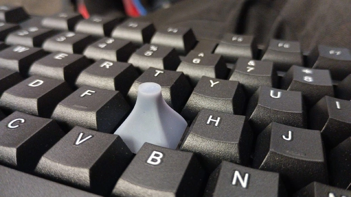 Fan de manucure, nous avons le clavier sp�cialement con�u pour vous