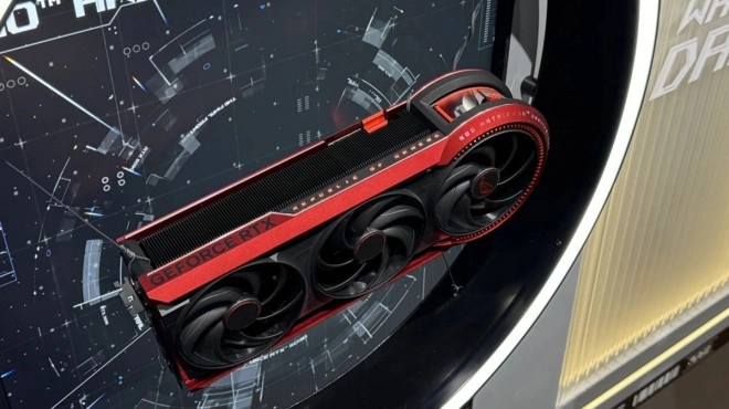 La ROG Matrix GeForce RTX 5090 �dition limit�e 30e anniversaire d'ASUS est disponible en quantit� tr�s limit�e !