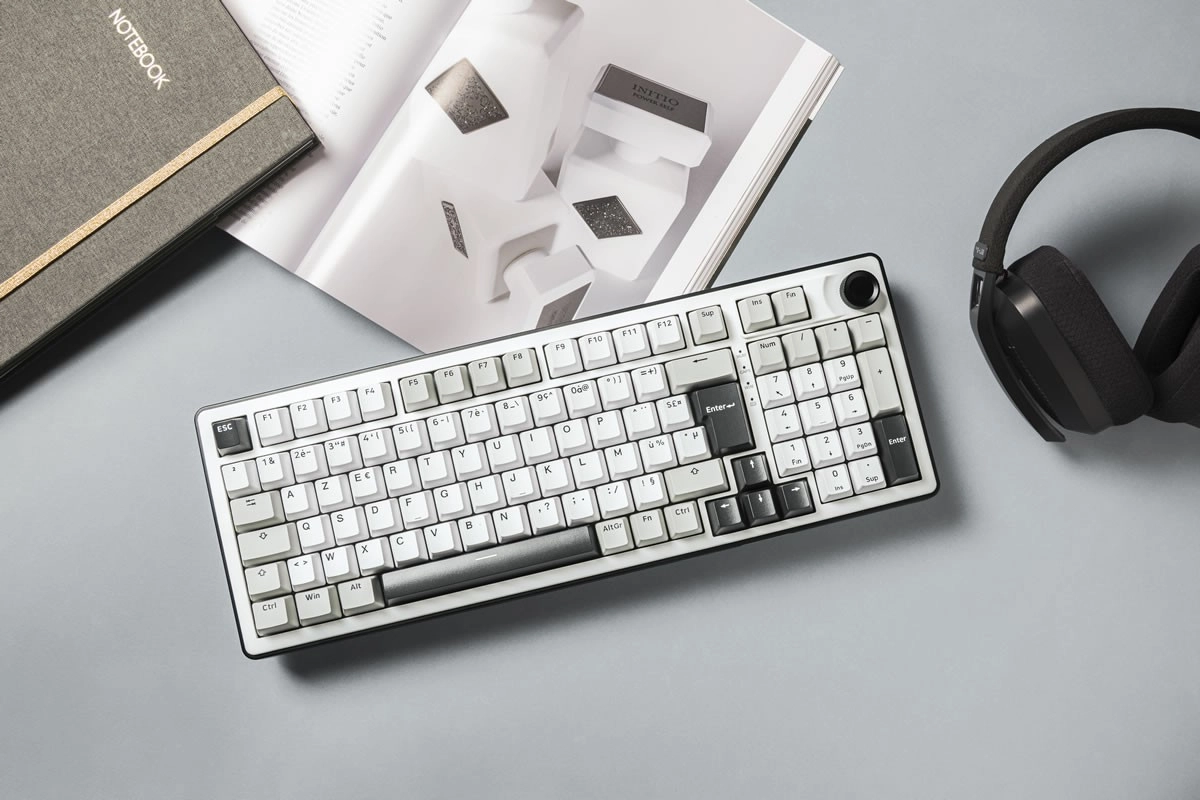 THE G-LAB monte en gamme avec ses claviers KEYZ ELITE 300 et KEYZ ELITE 400