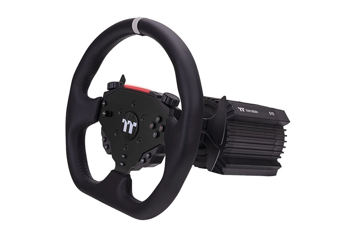 Thermaltake officialise son kit simracing G15