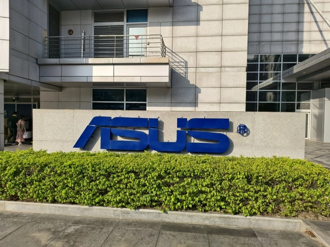 ASUS au CES 2026, les composants