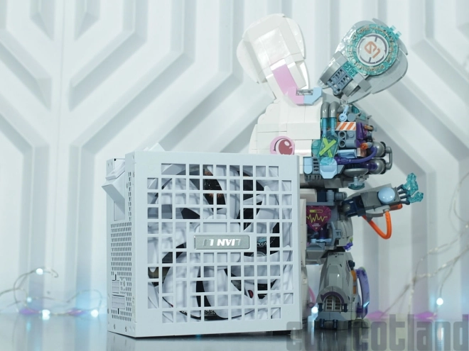 Test alimentation LIAN LI RS1200G : une presque alimentation Shift ?