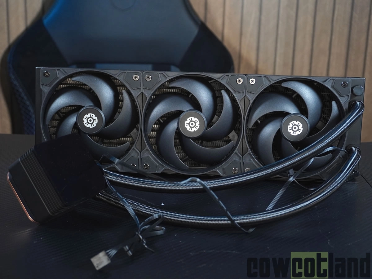 ENERMAX LIQMAX IV 360 : un AIO 360 mm avec monitoring � seulement 80 �, BOUM !!!