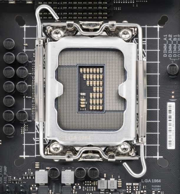 Intel pr�parerait un nouveau syst�me de fixation 2L-ILM pour Nova Lake S