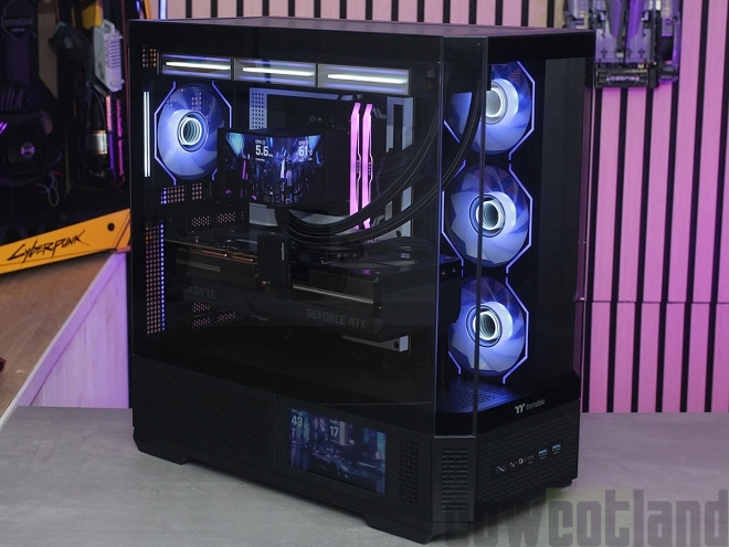THERMALTAKE View 370 TG ARGB : un boitier qui voit bien