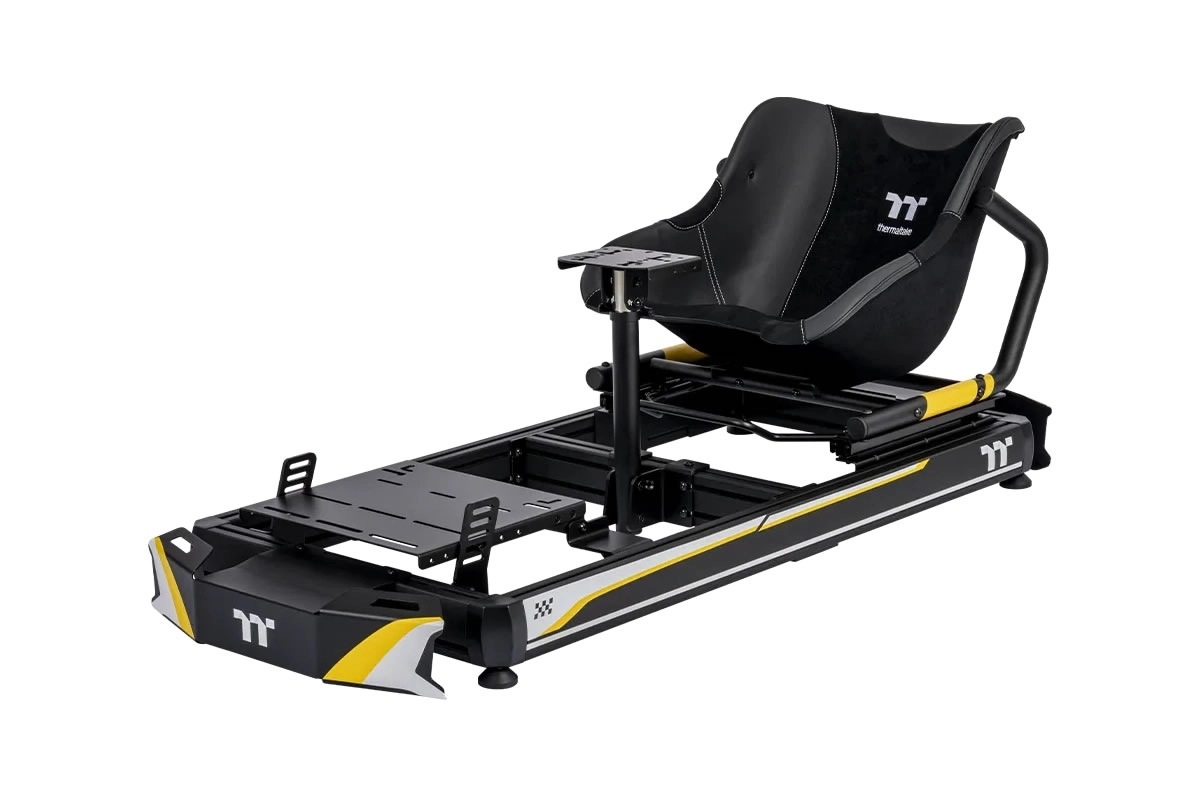 Thermaltake officialise trois nouveaux cockpits, dont un pour Mario Kart ?!