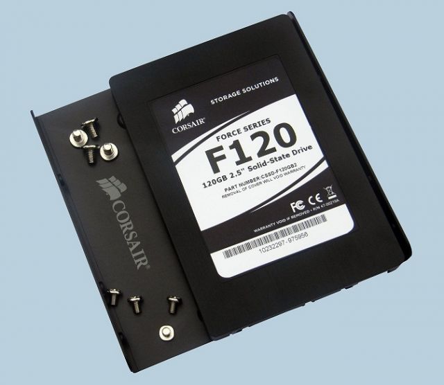 Force Series F120 - 120Go SSD SATA II (CSSD-F120GB2-BRKT)
