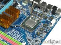 Cliquez pour agrandir Guide : Installation du Processeur et de la M�moire Vive