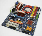 test chipset AMD 790 GX