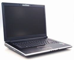 Test portable 15.4 pouces Sager NP8660 Centrino 2 9800 M GT