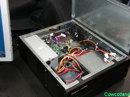 [CeBIT 2009] ITX chez CoolerMaster, du joli boitier