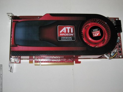 ATI Radeon HD4890 en photos!