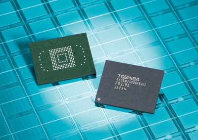puce NAND Flash Toshiba 64 Go 32 nm