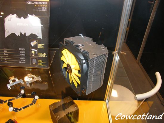 [CeBIT 2010] Reeven a vol le radiateur de Batman, et d'autres trs agrables