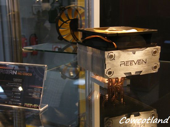 [CeBIT 2010] Reeven a vol le radiateur de Batman, et d'autres trs agrables