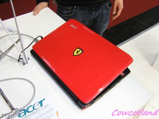 [CeBIT 2010] Acer et Colorful, des netbooks qui claquent