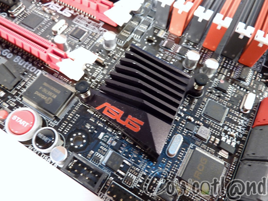 Juste pour le plaisir des yeux : la ROG Rampage 3 Extreme