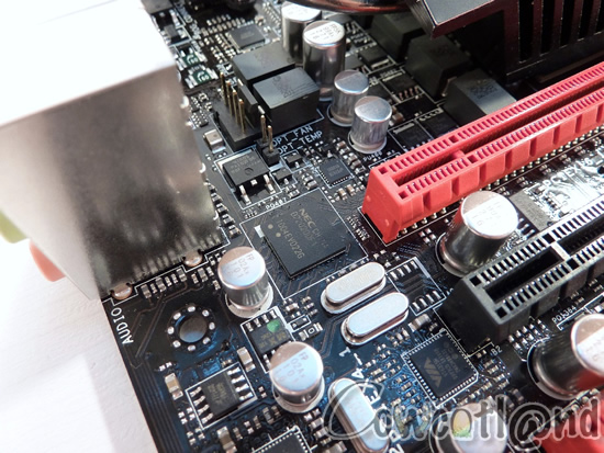 Juste pour le plaisir des yeux : la ROG Rampage 3 Extreme