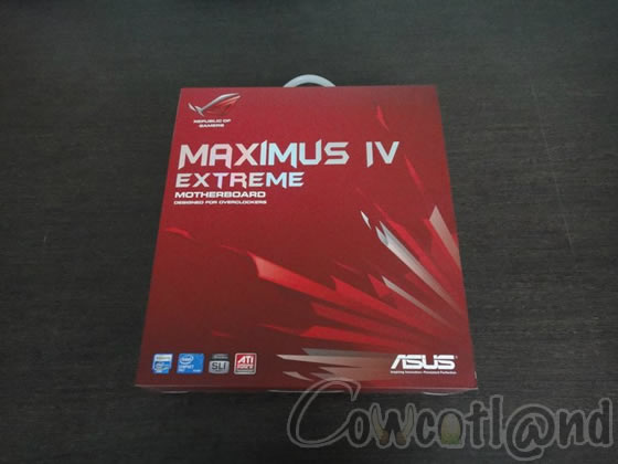 12 photos de la Asus Maximum IV Extreme en P67