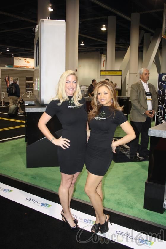 [CES 2012] L'autre babe du soir