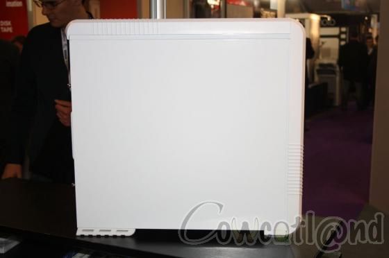 [ITP2012] Cooler Master 690II Black & White Edition : des images
