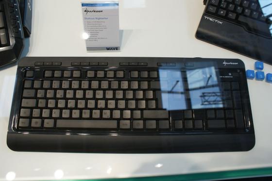 [CeBIT 2012] Les claviers Sharkoon aujourd'hui