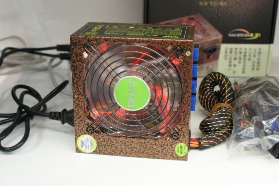 [CeBIT 2012] Chez Delux, p�riph�rques � foison