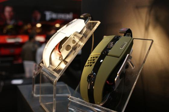 [CeBIT 2012] La souris du salon : Level 10 M