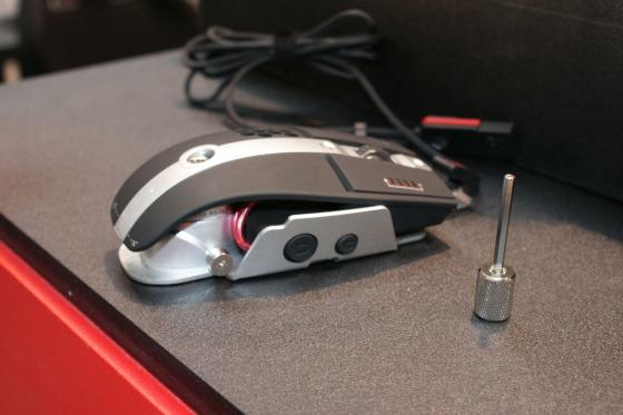 [CeBIT 2012] La souris du salon : Level 10 M