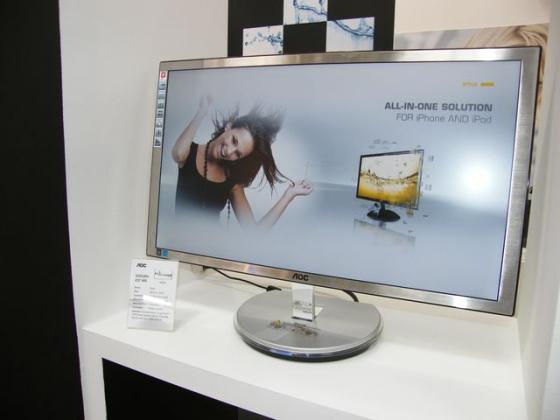 [CeBIT 2012] Les �crans AOC, c'est b� !