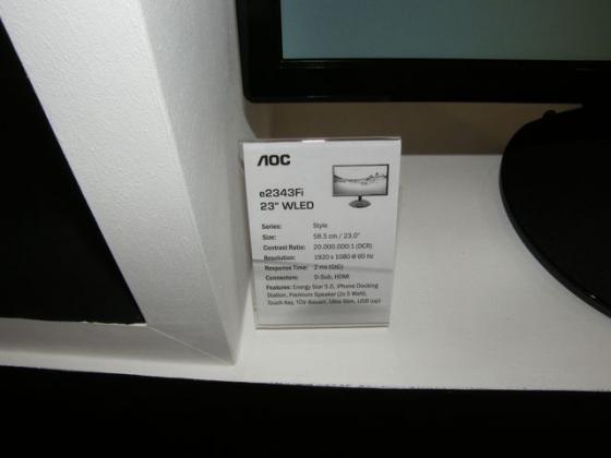 [CeBIT 2012] Les �crans AOC, c'est b� !