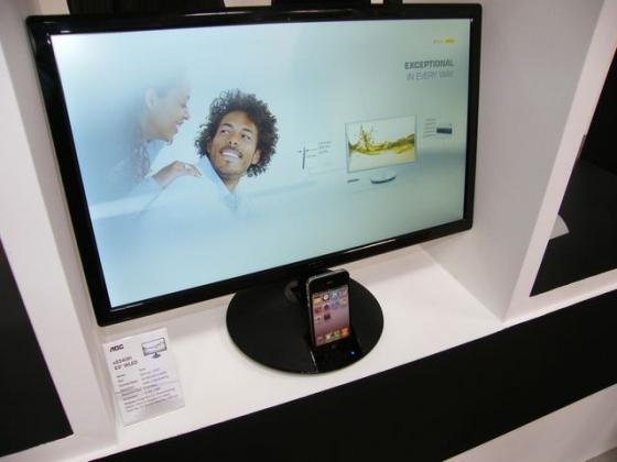 [CeBIT 2012] Les �crans AOC, c'est b� !