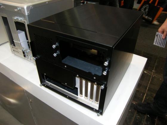 [CeBIT 2012] PC-V355, le retour du Lian Li cubique