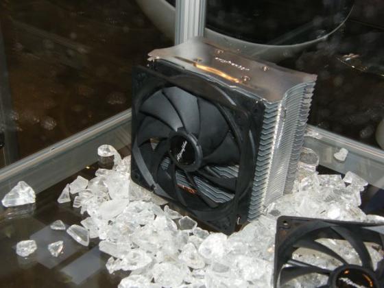 [CeBIT 2012] ENvie de low-cost ? Un Matterhorn Lite !